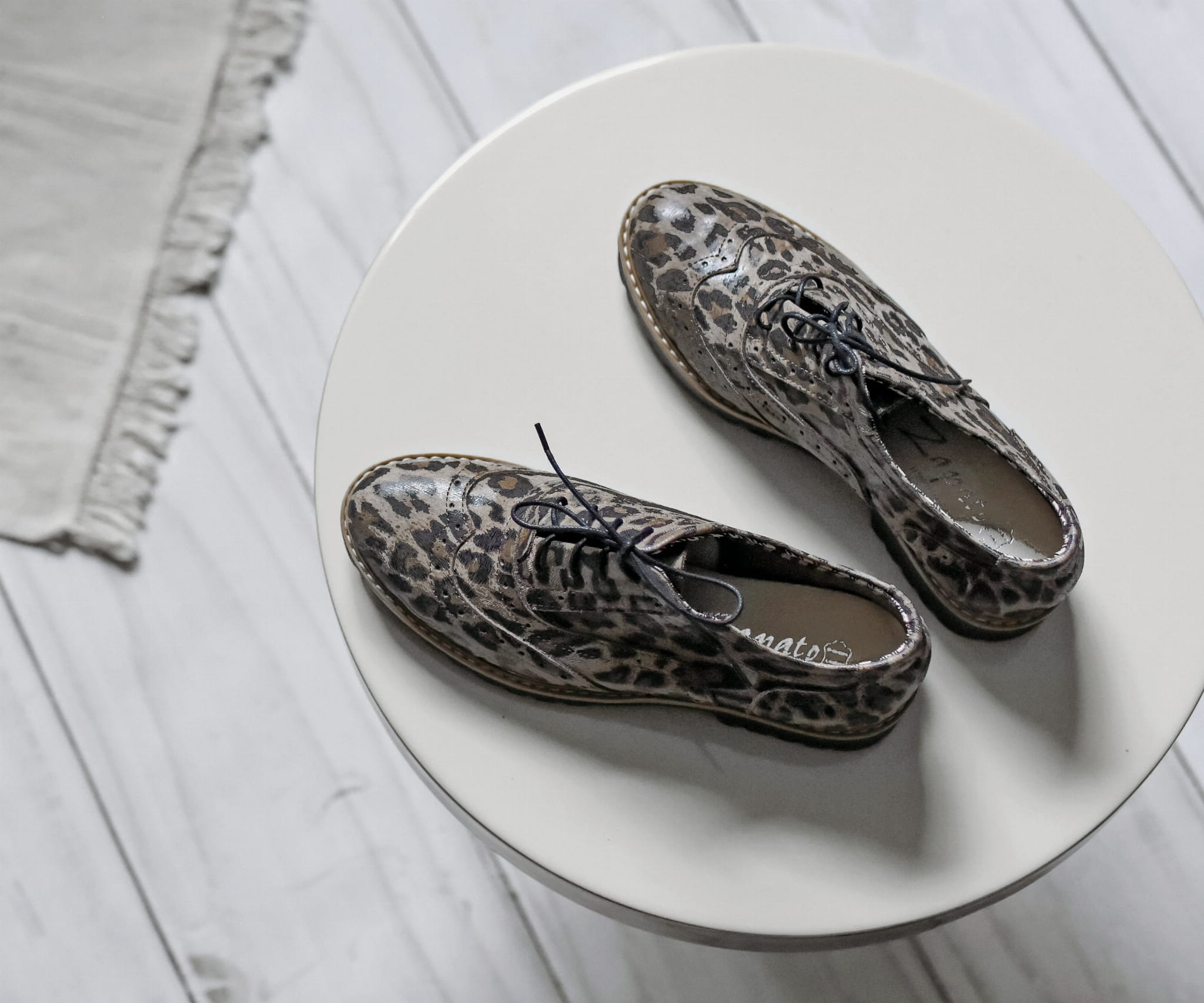 buty oksfordki damskie pantera